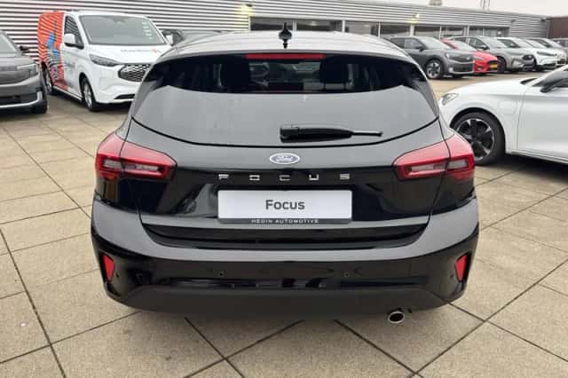 Ford Focus (2025) thumbnail 4