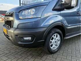 Ford Transit (2023) thumbnail 4