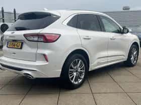 Ford Kuga (2022) thumbnail 2
