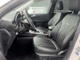 Ford Kuga (2022) thumbnail 17