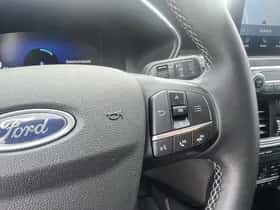 Ford Kuga (2022) thumbnail 23