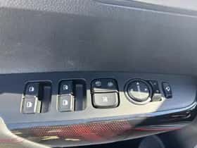 Kia Picanto (2023) thumbnail 15
