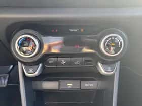 Kia Picanto (2023) thumbnail 24