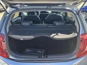 Kia Picanto (2023) thumbnail 8