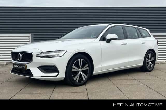 Volvo V60 (2021) thumbnail 1