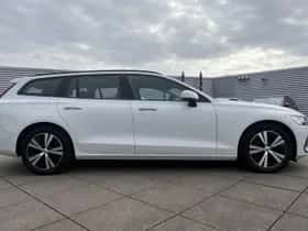 Volvo V60 (2021) thumbnail 8