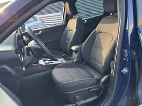 Ford Kuga (2023) thumbnail 13