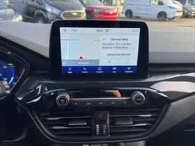 Ford Kuga (2023) thumbnail 17