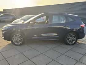 Ford Kuga (2023) thumbnail 5