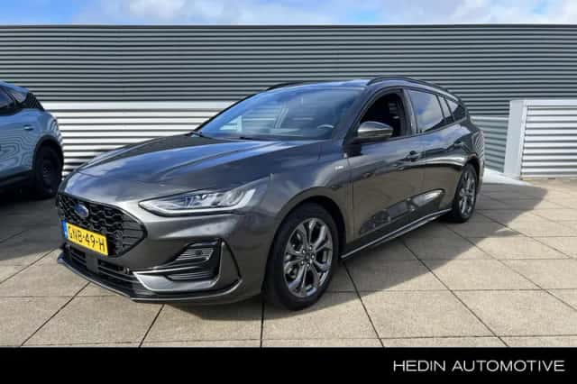 Ford Focus (2024) thumbnail 1