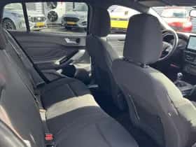 Ford Focus (2024) thumbnail 9
