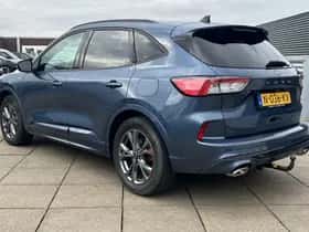 Ford Kuga (2021) thumbnail 5