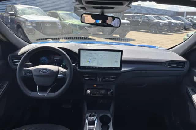 Ford Kuga (2025) thumbnail 3