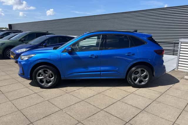 Ford Kuga (2025) thumbnail 5