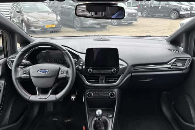 Ford Fiesta (2020) thumbnail 3