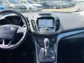Ford Kuga (2017) thumbnail 11