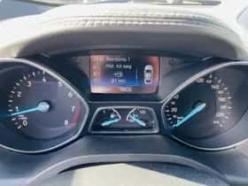 Ford Kuga (2017) thumbnail 15