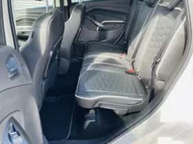 Ford Kuga (2017) thumbnail 21