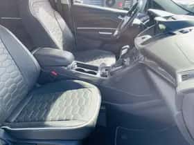 Ford Kuga (2017) thumbnail 37