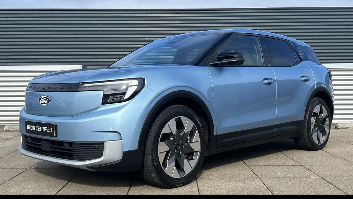 Ford Explorer (2024) — foto 1