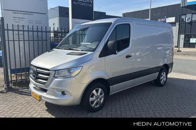Mercedes-Benz Sprinter (2020) thumbnail 1
