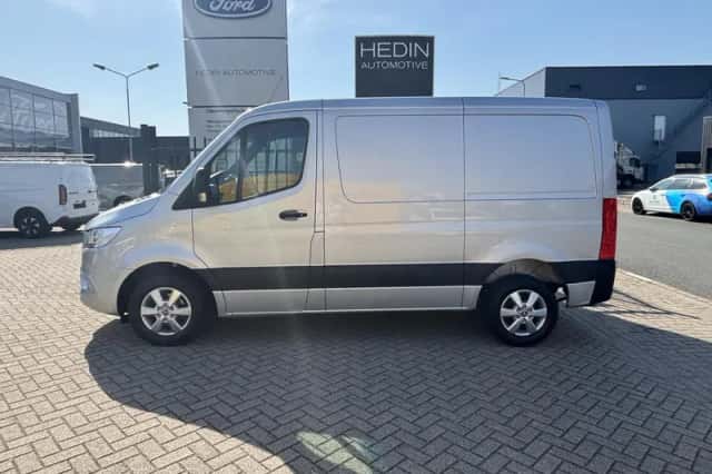 Mercedes-Benz Sprinter (2020) thumbnail 3