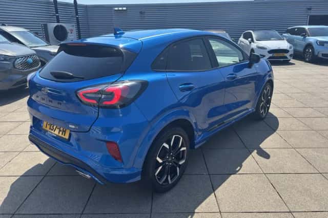 Ford Puma (2023) thumbnail 2