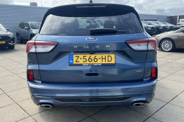 Ford Kuga (2024) thumbnail 4