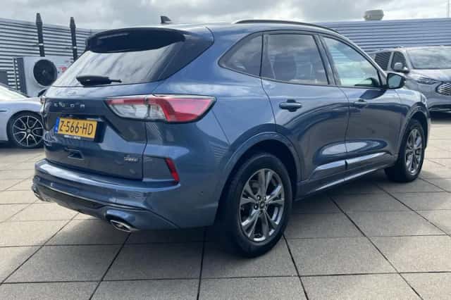 Ford Kuga (2024) thumbnail 5