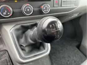 Volkswagen Transporter (2023) thumbnail 13