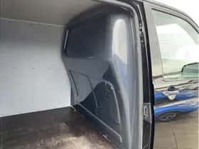 Volkswagen Transporter (2023) thumbnail 22