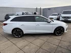 CUPRA Leon Sportstourer (2022) thumbnail 11