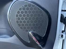 Renault Clio (2019) thumbnail 25