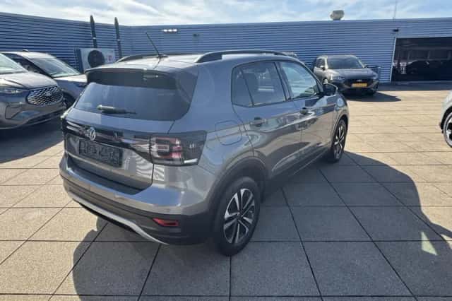 Volkswagen T-Cross (2021) thumbnail 2