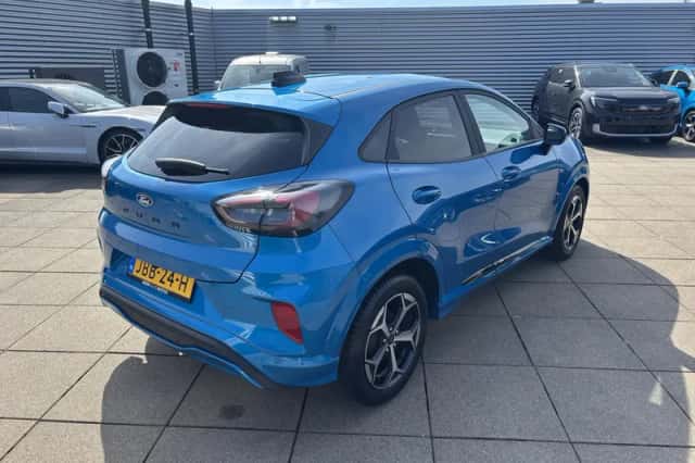 Ford Puma (2025) thumbnail 2