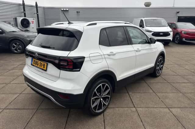 Volkswagen T-Cross (2023) thumbnail 2