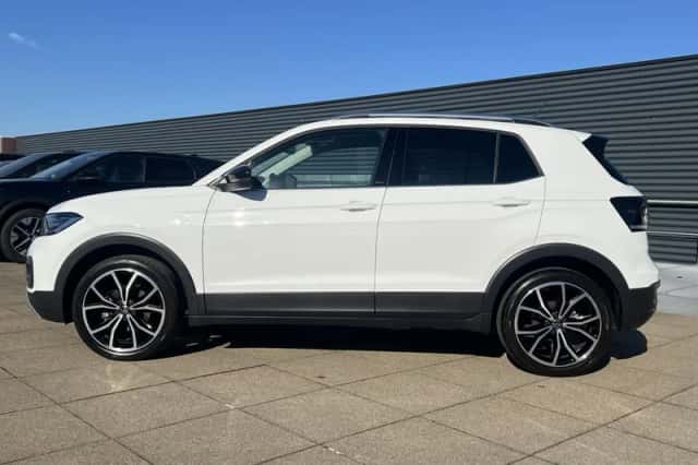 Volkswagen T-Cross (2023) thumbnail 2