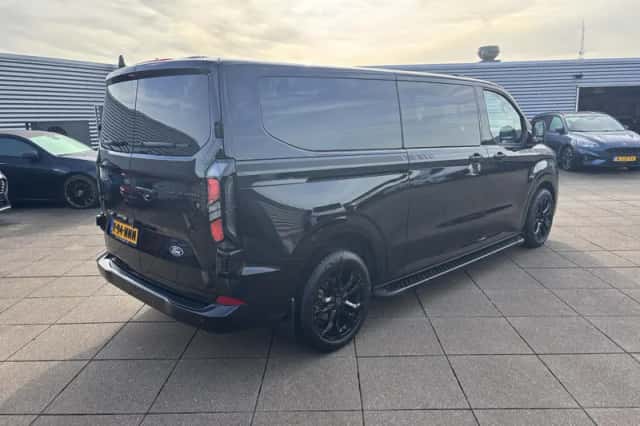 Ford Transit Custom (2024) thumbnail 2