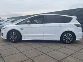 Ford S-Max (2023) thumbnail 2