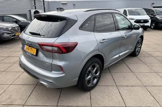 Ford Kuga (2025) thumbnail 2