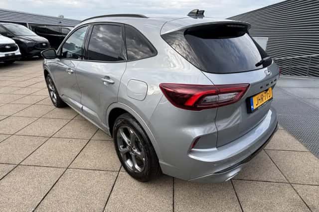 Ford Kuga (2025) thumbnail 6