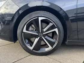 Opel Astra (2023) thumbnail 13