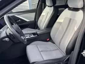 Opel Astra (2023) thumbnail 15