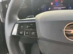 Opel Astra (2023) thumbnail 19