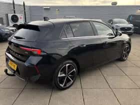 Opel Astra (2023) thumbnail 3