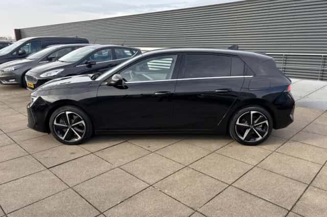 Opel Astra (2023) thumbnail 6