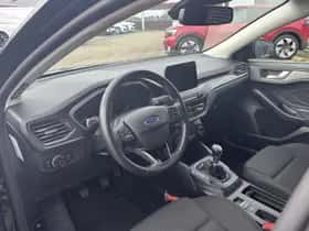 Ford Focus (2022) thumbnail 13