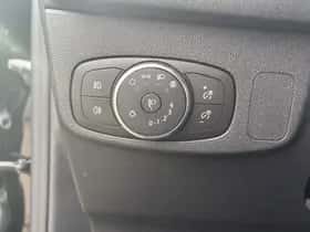 Ford Focus (2022) thumbnail 17
