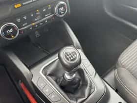 Ford Focus (2022) thumbnail 26