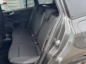 Ford Focus (2023) thumbnail 27